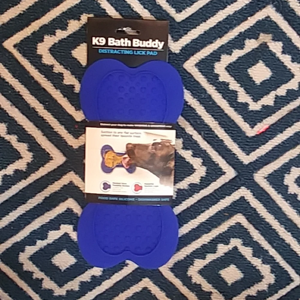 K9 Bath Buddy distracting lick pad
